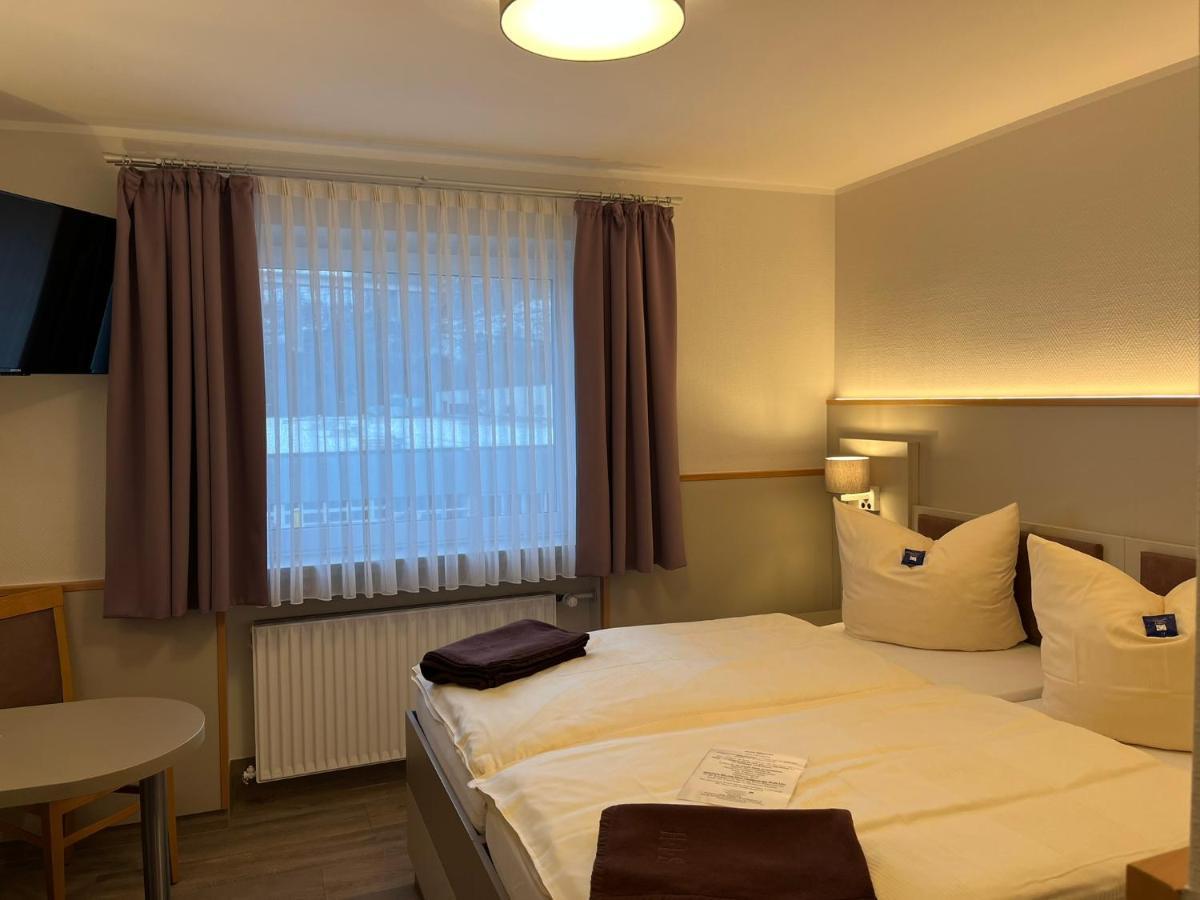 Stadt-Gut-Hotel Siegboot Зіген Екстер'єр фото