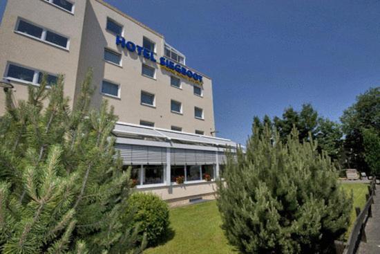 Stadt-Gut-Hotel Siegboot Зіген Екстер'єр фото